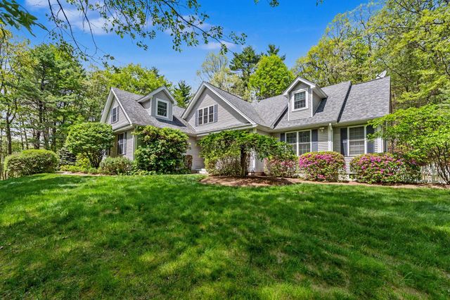9 Checkerberry Lane, Concord, NH 03301