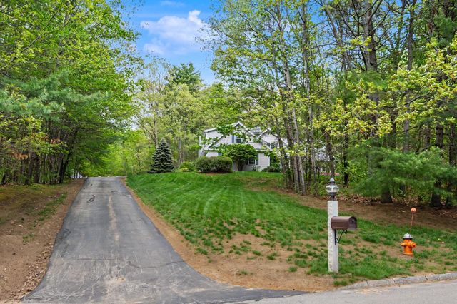 9 Checkerberry Lane, Concord, NH 03301
