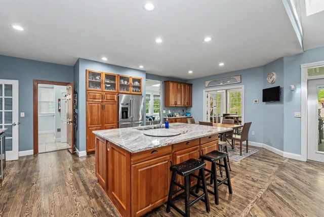 9 Checkerberry Lane, Concord, NH 03301