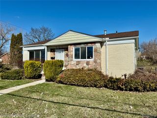 185 Gage Street, Pontiac, MI 48342