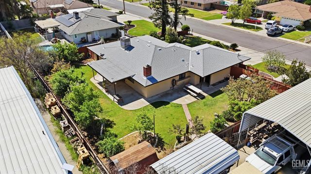 5984 Oakhaven Street, Bakersfield, CA 93308