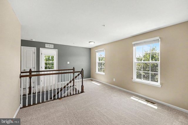 1024 COOK DR SE, Washington, DC 20032