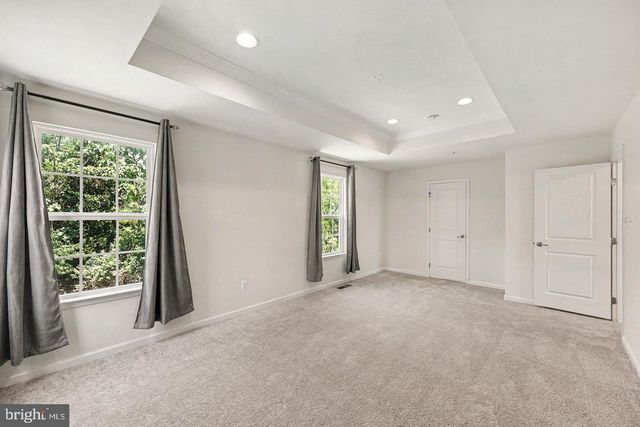 1024 COOK DR SE, Washington, DC 20032
