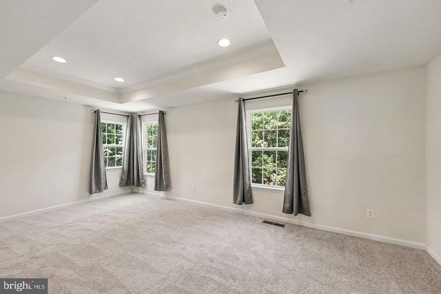 1024 COOK DR SE, Washington, DC 20032