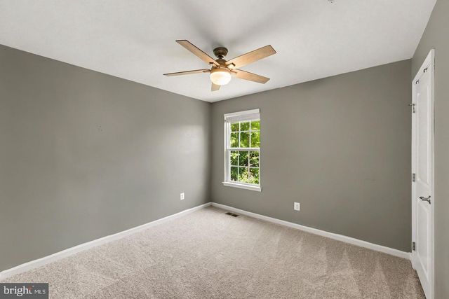 1024 COOK DR SE, Washington, DC 20032