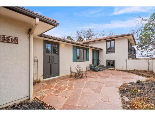 8510 Bruns Dr, Fort Collins, CO 80525