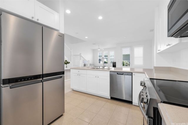 91-2220 Kaiwawalo Street 202, Ewa Beach, HI 96706