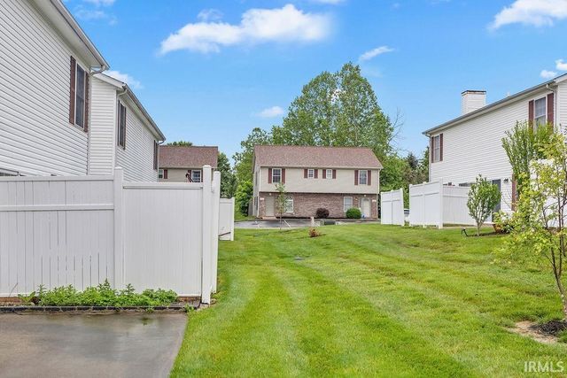 3504 S Oaklawn Circle, Bloomington, IN 47401