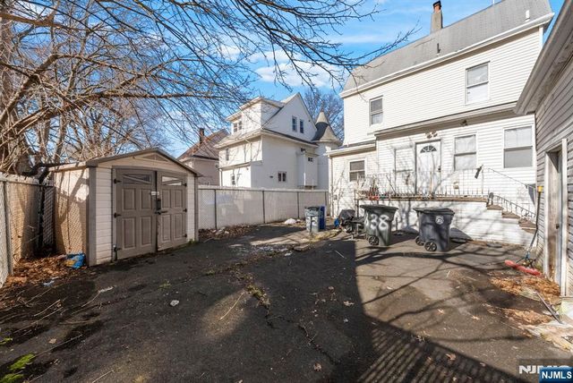 38-40 Nairn Place, Newark, NJ 07108