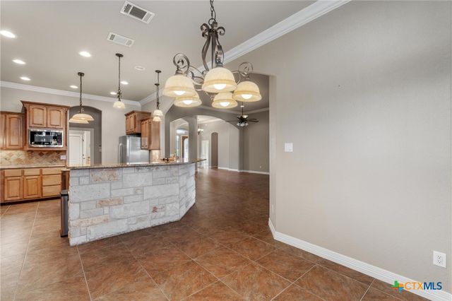 8006 Ridgeway Court, Nolanville, TX 76559