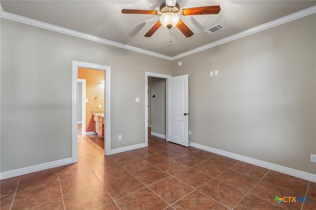 8006 Ridgeway Court, Nolanville, TX 76559