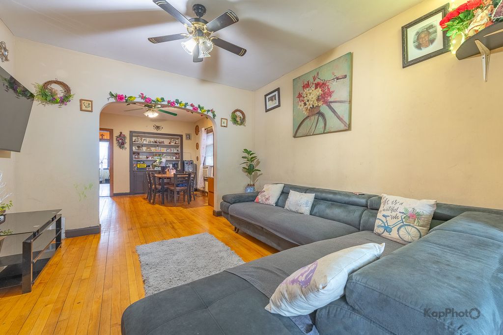 2135 N Latrobe Avenue, Chicago, IL 60639 — photo 3