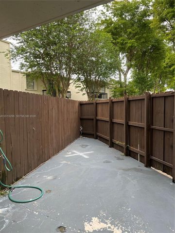 8307 SW 142nd Ave F103, Miami, FL 33183