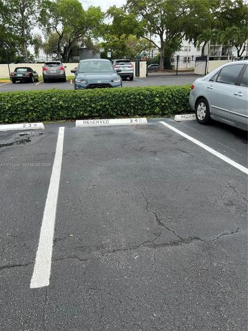 8307 SW 142nd Ave F103, Miami, FL 33183