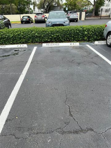 8307 SW 142nd Ave F103, Miami, FL 33183