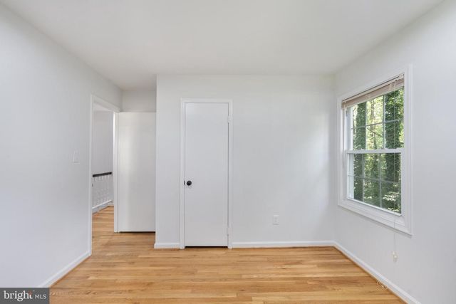 6410 WYNGATE DR, Springfield, VA 22152