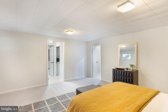 6410 WYNGATE DR, Springfield, VA 22152