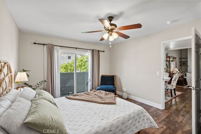 21227 Trumpet Drive 202, Newhall, CA 91321
