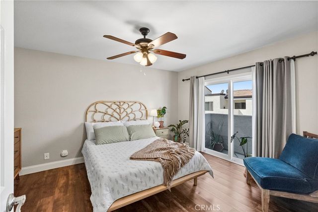 21227 Trumpet Drive 202, Newhall, CA 91321