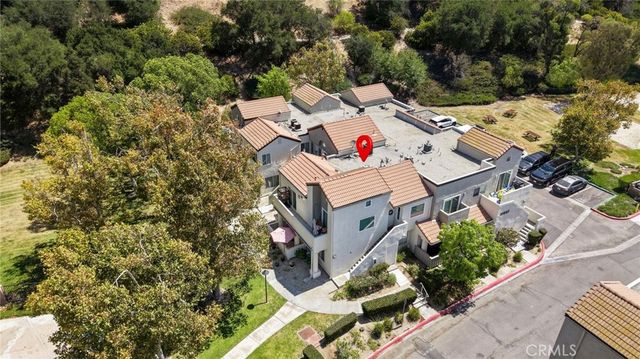 21227 Trumpet Drive 202, Newhall, CA 91321