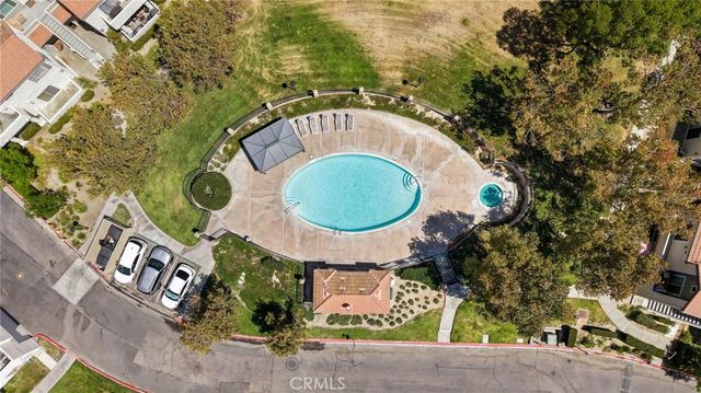21227 Trumpet Drive 202, Newhall, CA 91321