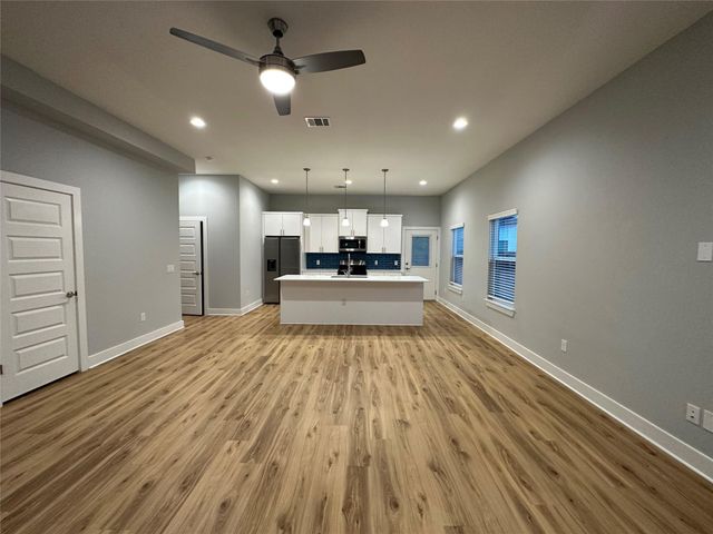 6014 Fairway ST, Austin, TX 78741