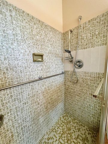 2990 Crosley Drive E G, West Palm Beach, FL 33415