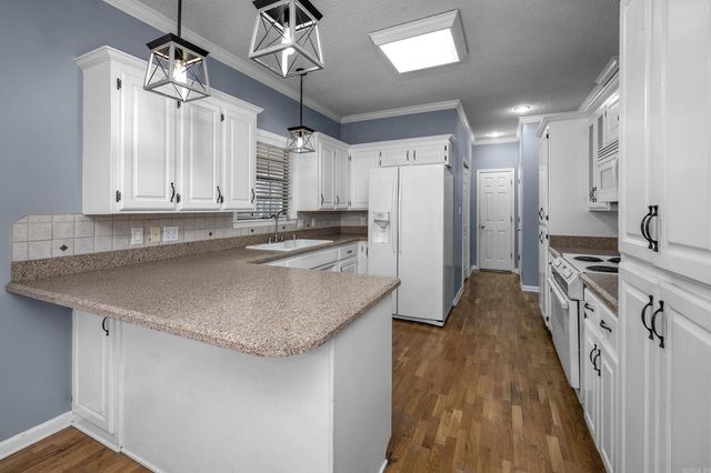 2802 Southgate Dr, Malvern, AR 72104