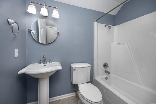 2802 Southgate Dr, Malvern, AR 72104