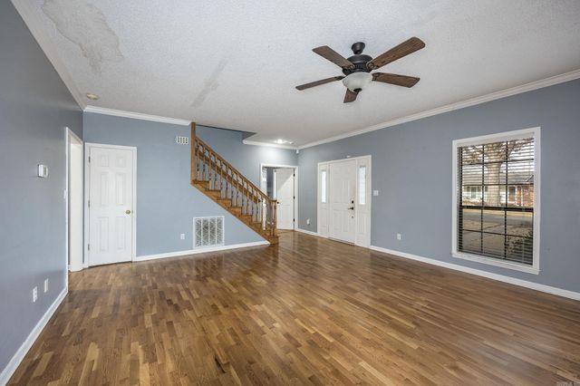 2802 Southgate Dr, Malvern, AR 72104