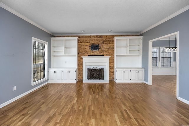 2802 Southgate Dr, Malvern, AR 72104