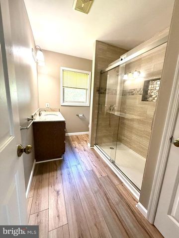 3601 COVENTRY CT, York, PA 17406