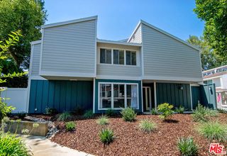 18170 Andrea Circle North 1, Northridge (los Angeles), CA 91325