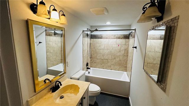 6600 Crystal Cove Trail, Gainesville, GA 30506