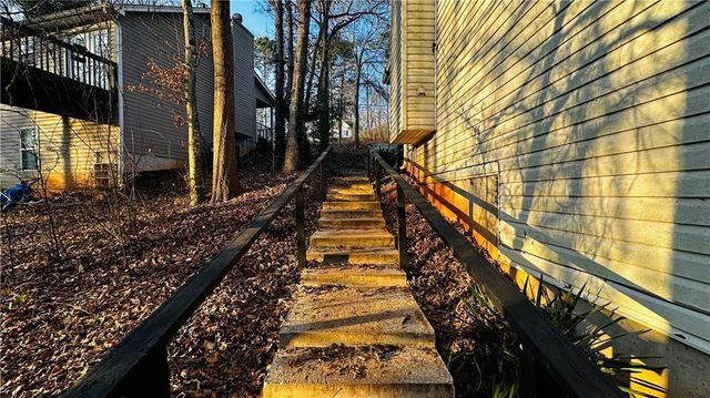 6600 Crystal Cove Trail, Gainesville, GA 30506