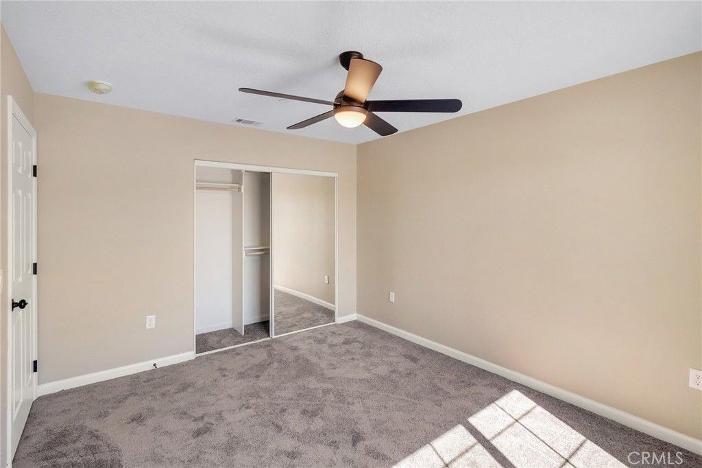 Image 26 of property listing at 15155 Pocahantas Street, Apple Valley, CA 92307
