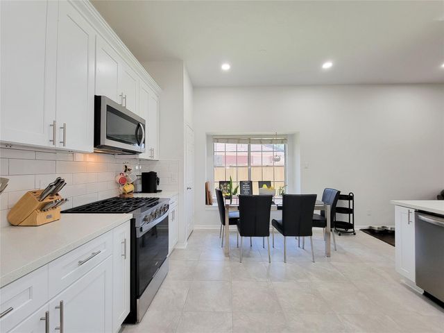 7919 Hidden Oaks Lane, Houston, TX 77095