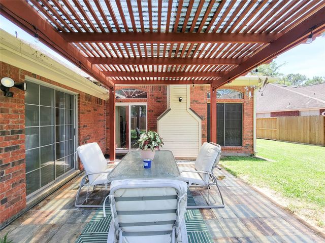 7919 Hidden Oaks Lane, Houston, TX 77095