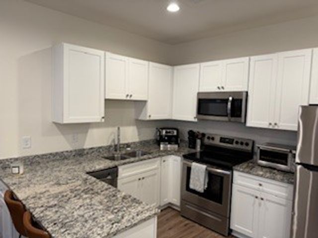 432 Murfreesboro Pike Apt 306, Nashville, TN 37210