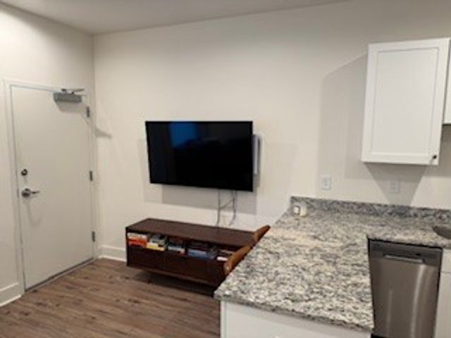 432 Murfreesboro Pike Apt 306, Nashville, TN 37210