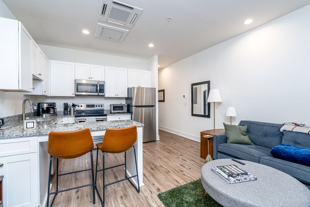 432 Murfreesboro Pike Apt 306, Nashville, TN 37210
