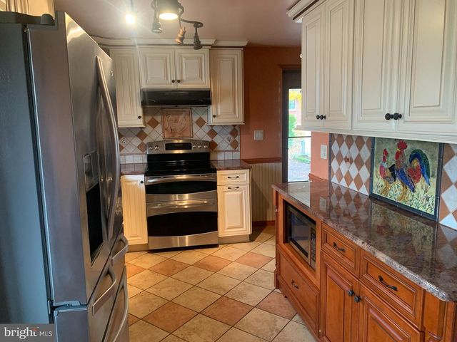 603 MAGARO RD, Enola, PA 17025