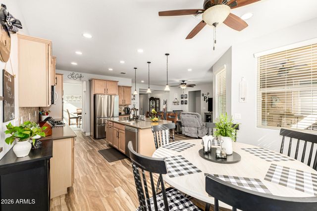 35665 N DONOVAN Drive, San Tan Valley, AZ 85144