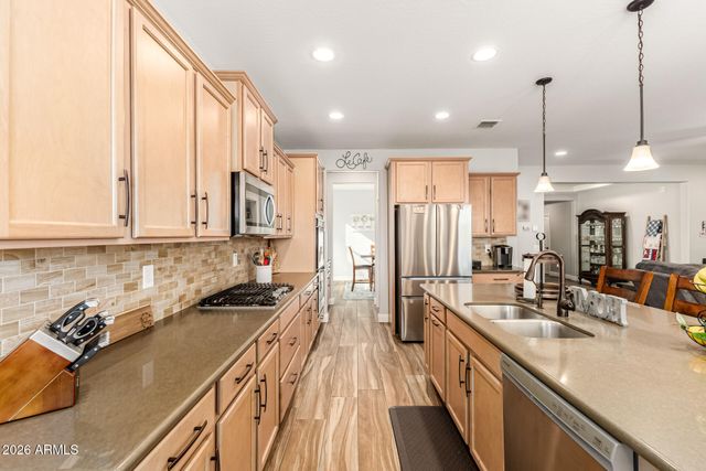 35665 N DONOVAN Drive, San Tan Valley, AZ 85144