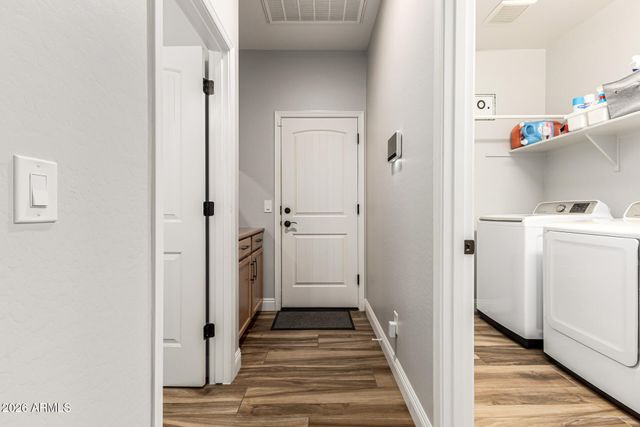 35665 N DONOVAN Drive, San Tan Valley, AZ 85144