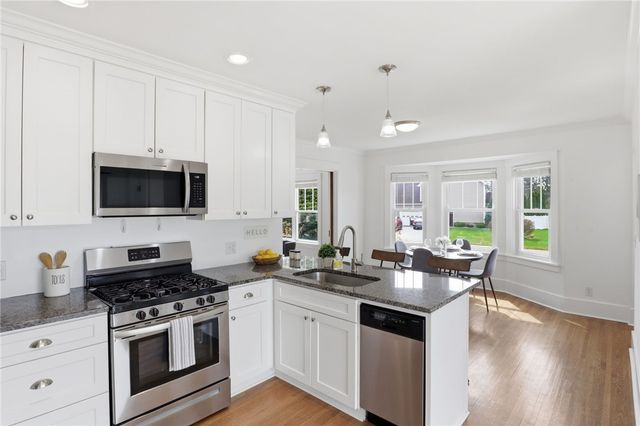 105 Hogan Road, Perinton, NY 14450