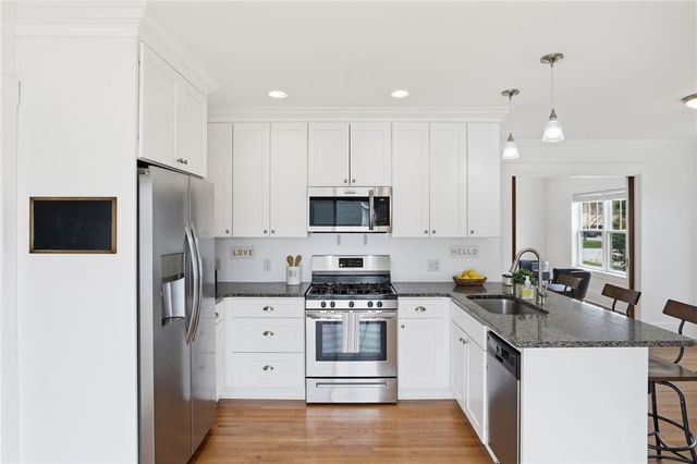 105 Hogan Road, Perinton, NY 14450