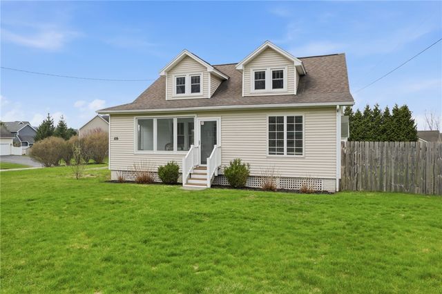 105 Hogan Road, Perinton, NY 14450