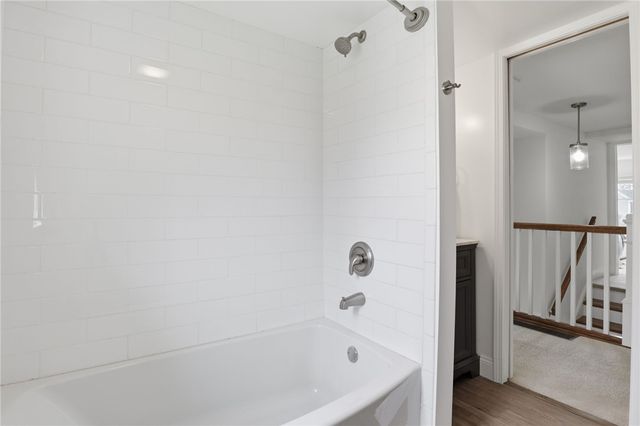 105 Hogan Road, Perinton, NY 14450