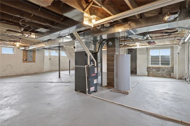 105 Hogan Road, Perinton, NY 14450